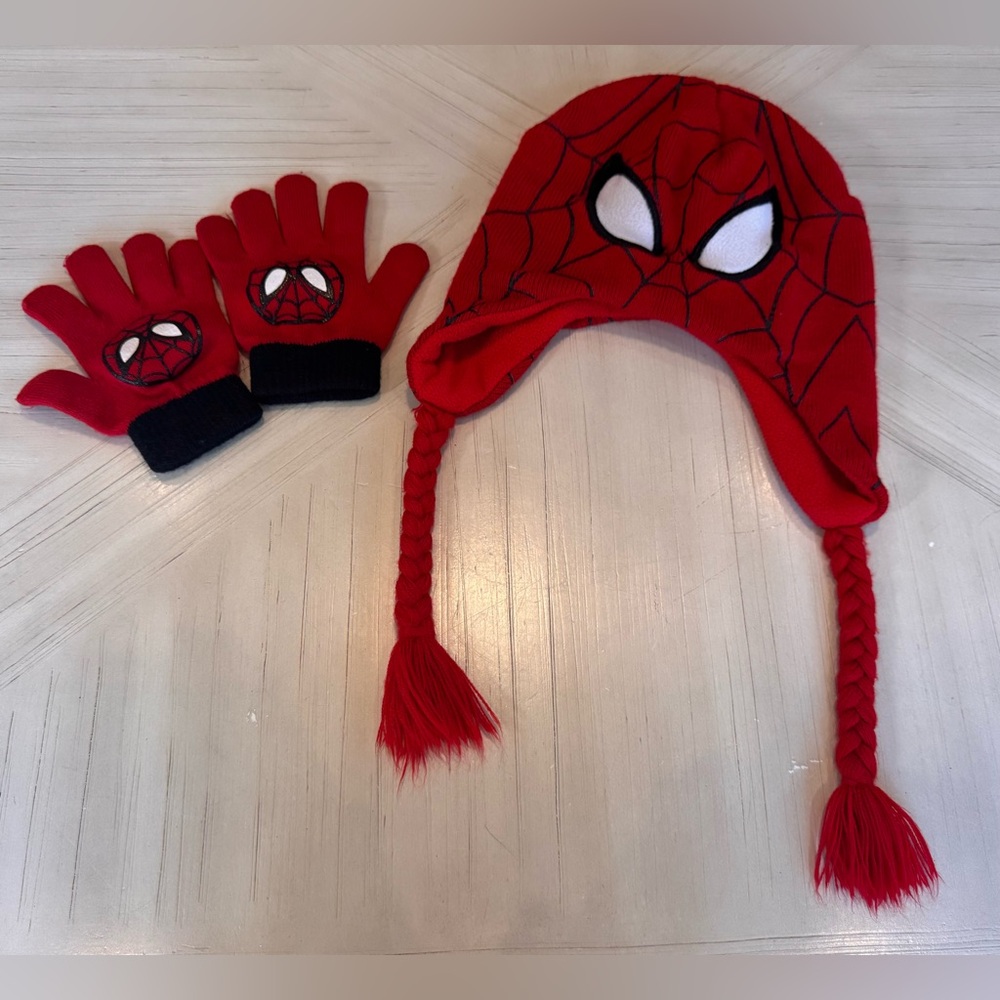 Marvel Spider-Man Kids Hat & Gloves Set Red Knit Earflap Winter